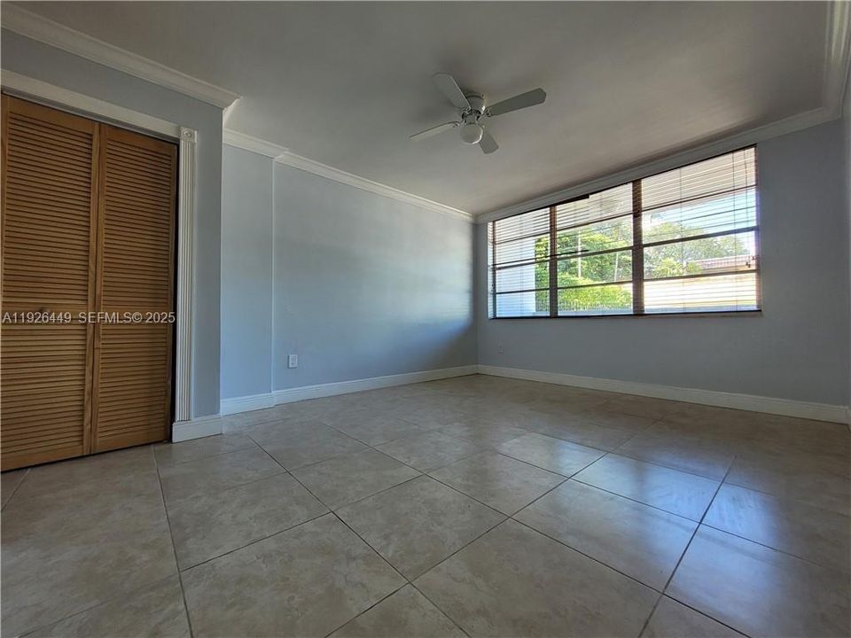 В аренду: $1,750 (1 спален, 1 ванн, 812 Квадратных фут)