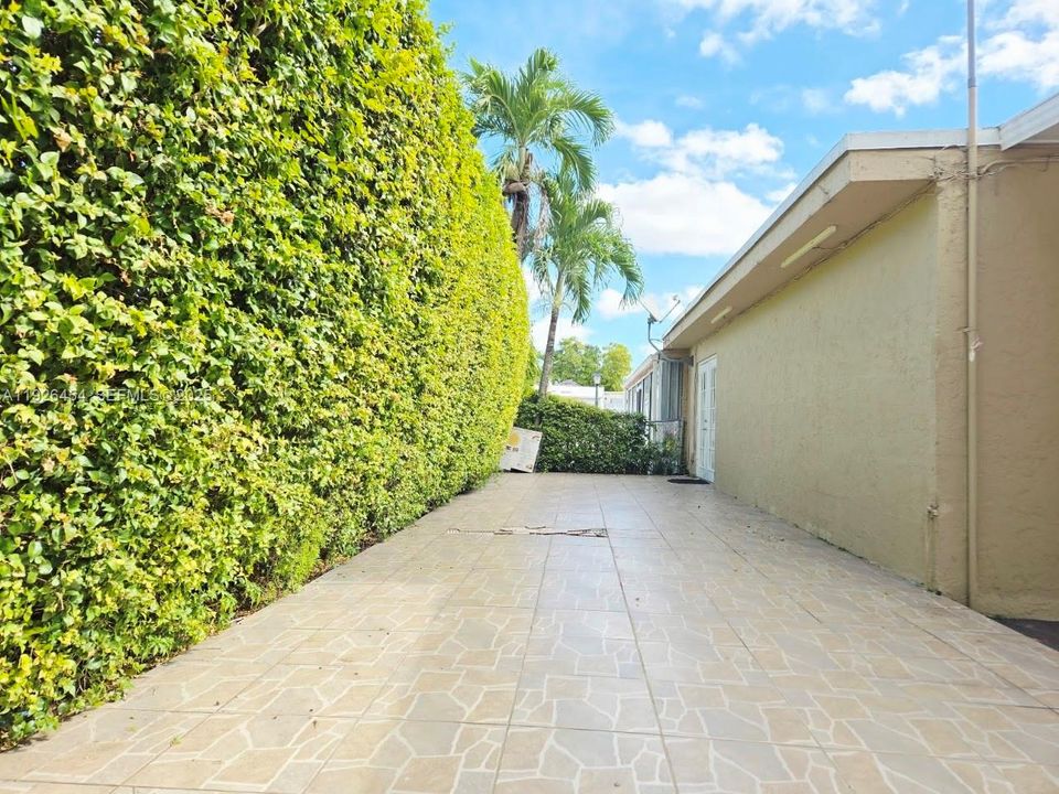 En Renta: $2,500 (2 camas, 1 baños, 1819 Pies cuadrados)