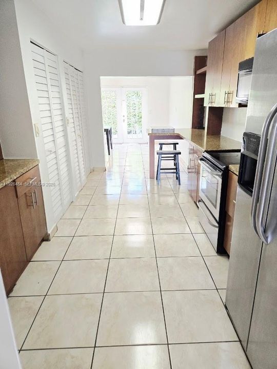 En Renta: $2,500 (2 camas, 1 baños, 1819 Pies cuadrados)