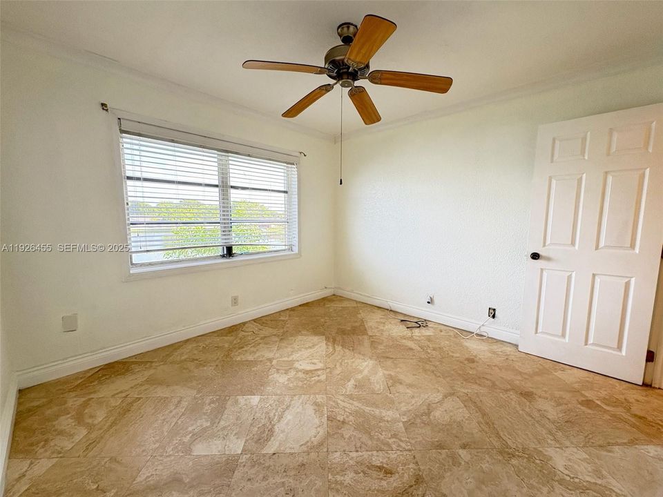 For Rent: $1,775 (2 beds, 1 baths, 630 Square Feet)