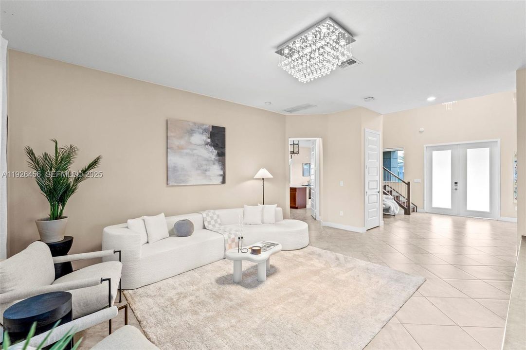 For Sale: $1,599,000 (5 beds, 5 baths, 4274 Square Feet)