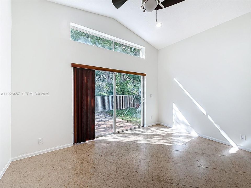 For Rent: $4,000 (4 beds, 2 baths, 1477 Square Feet)