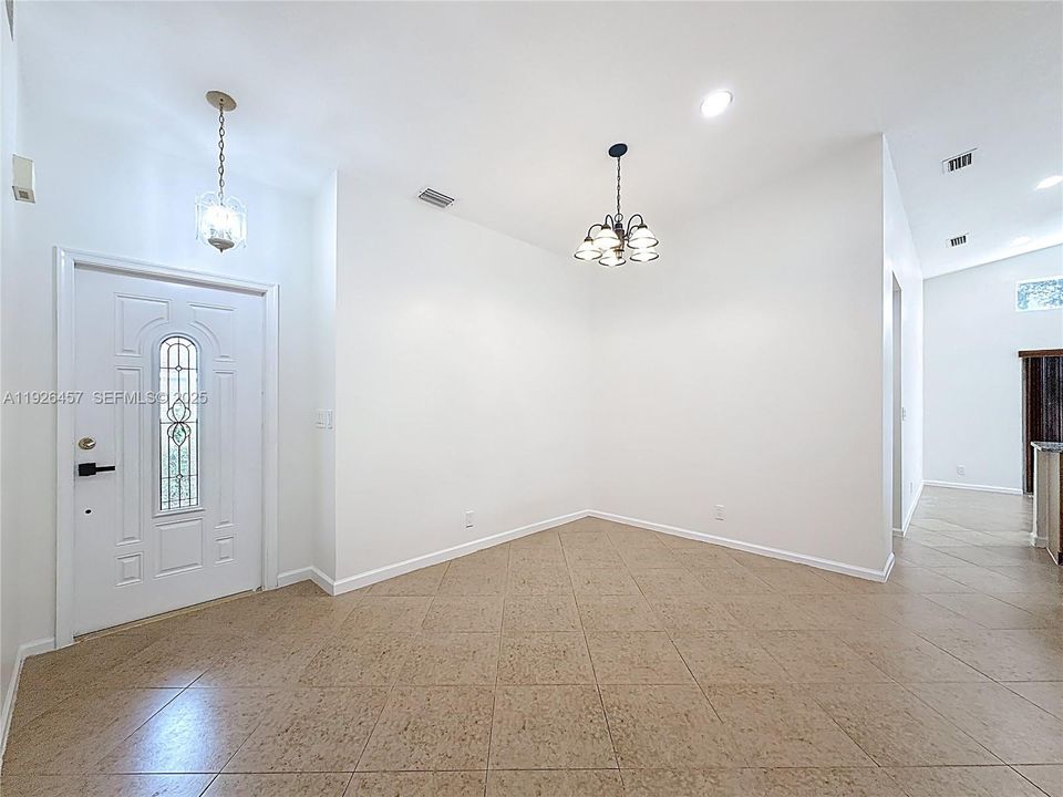 For Rent: $4,000 (4 beds, 2 baths, 1477 Square Feet)