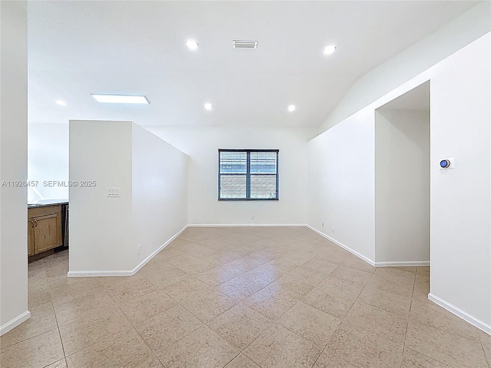 For Rent: $4,000 (4 beds, 2 baths, 1477 Square Feet)