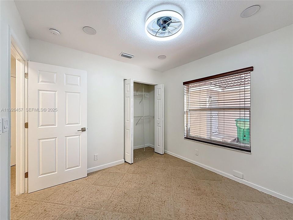 For Rent: $4,000 (4 beds, 2 baths, 1477 Square Feet)