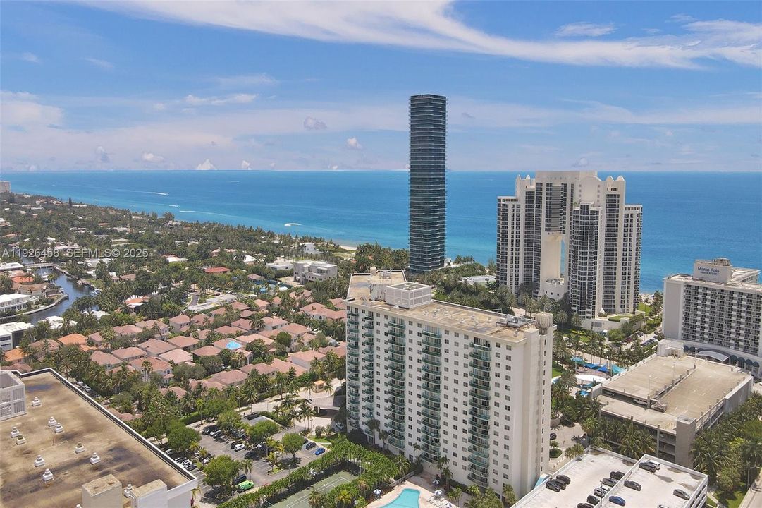 For Sale: $600,000 (2 beds, 2 baths, 1505 Square Feet)