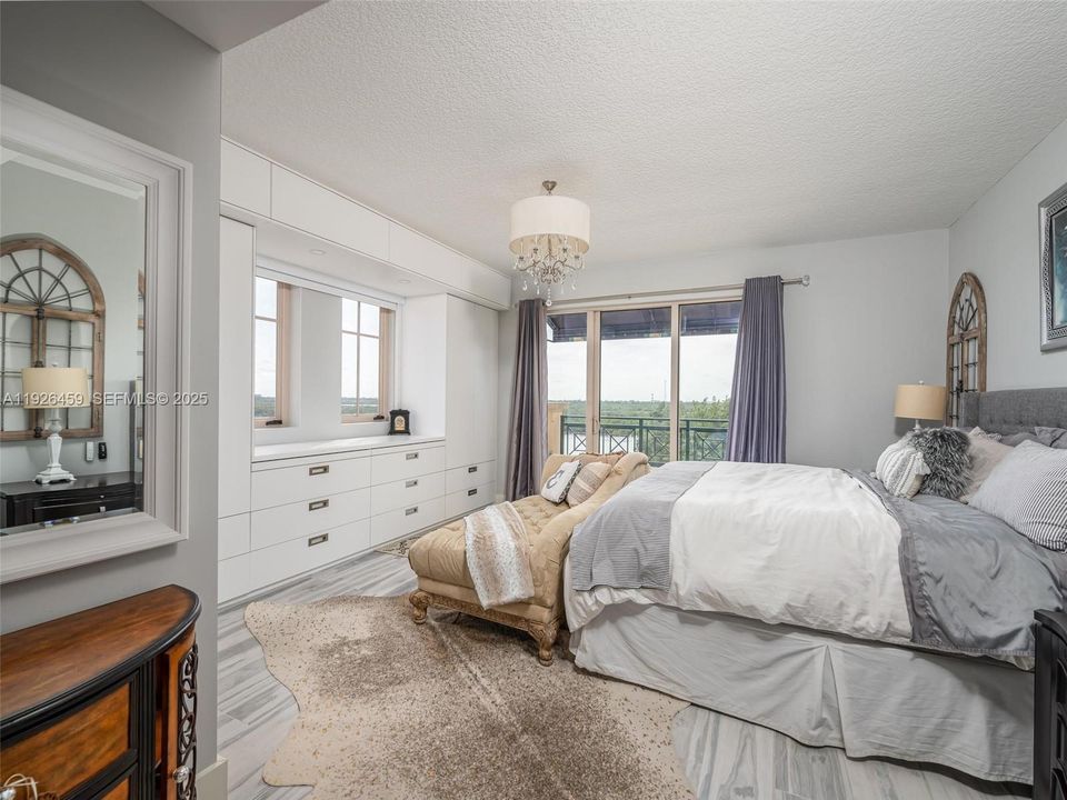 En Venta: $1,999,000 (3 camas, 2 baños, 3161 Pies cuadrados)