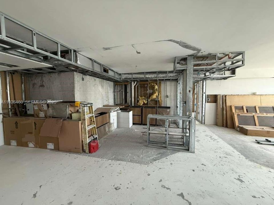 待售: $750,000 (2 贝兹, 2 浴室, 1220 平方英尺)