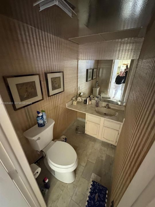 На продажу: $640,000 (3 спален, 3 ванн, 2844 Квадратных фут)