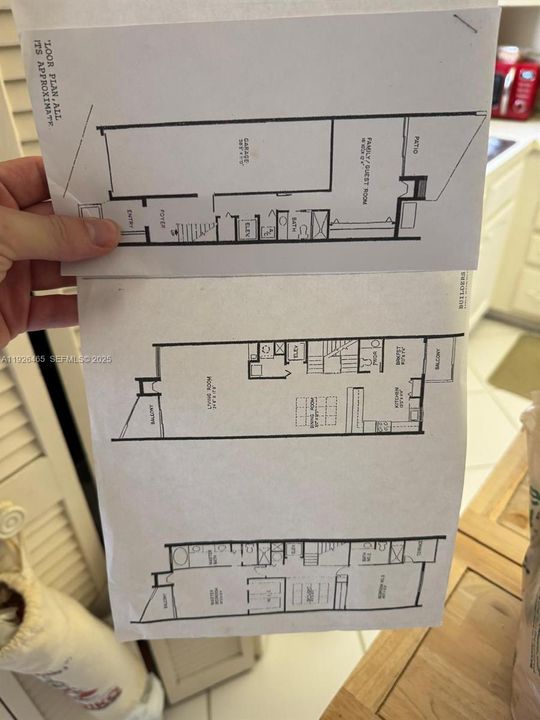 На продажу: $640,000 (3 спален, 3 ванн, 2844 Квадратных фут)