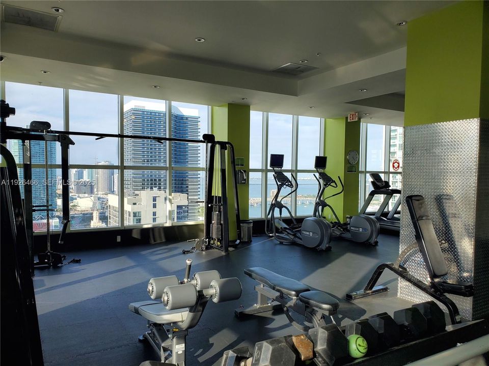 В аренду: $2,195 (1 спален, 1 ванн, 651 Квадратных фут)