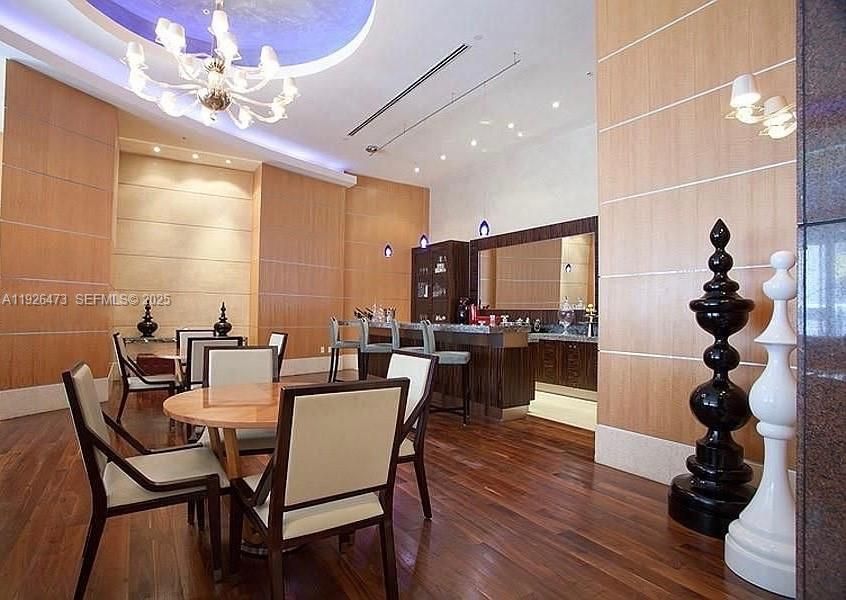 En Venta: $497,000 (1 camas, 1 baños, 806 Pies cuadrados)