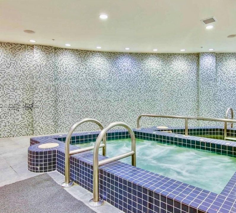 En Venta: $497,000 (1 camas, 1 baños, 806 Pies cuadrados)