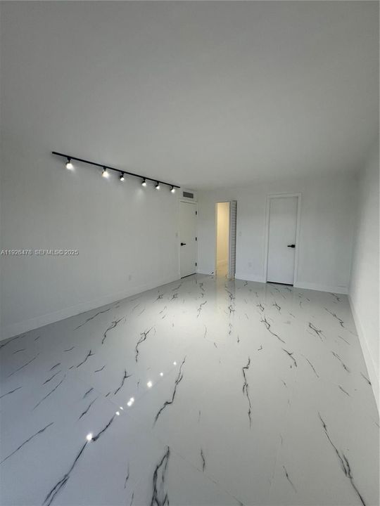 На продажу: $475,000 (2 спален, 2 ванн, 1345 Квадратных фут)