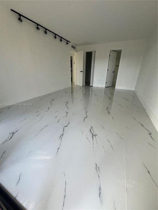 На продажу: $475,000 (2 спален, 2 ванн, 1345 Квадратных фут)