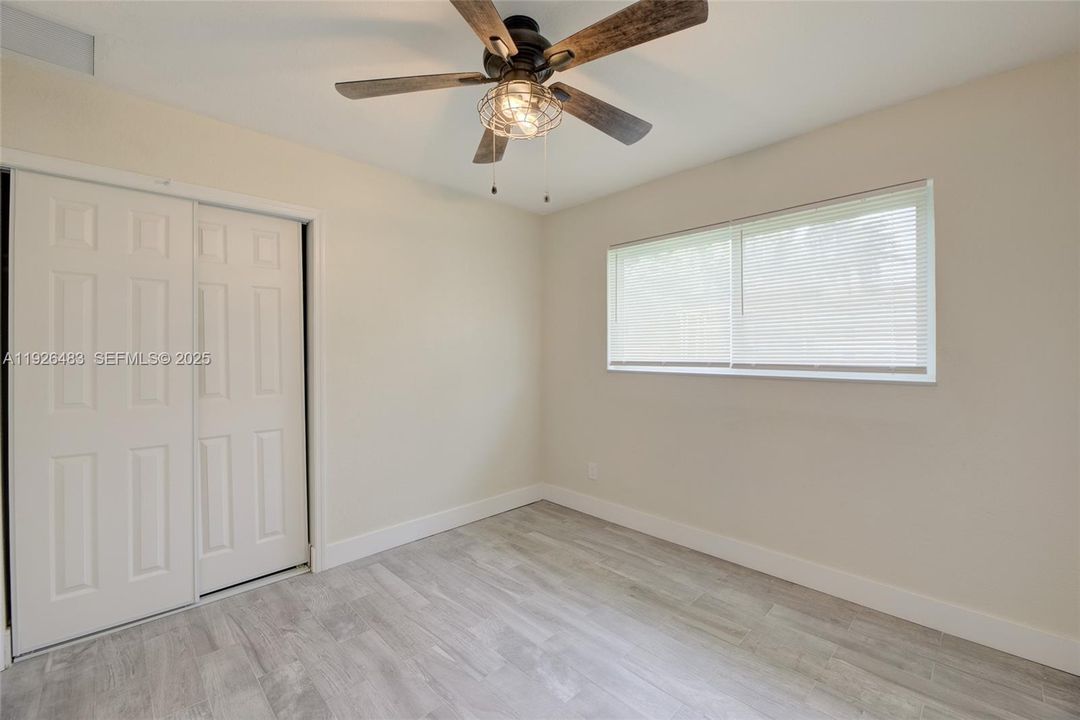 For Rent: $3,999 (3 beds, 2 baths, 1654 Square Feet)