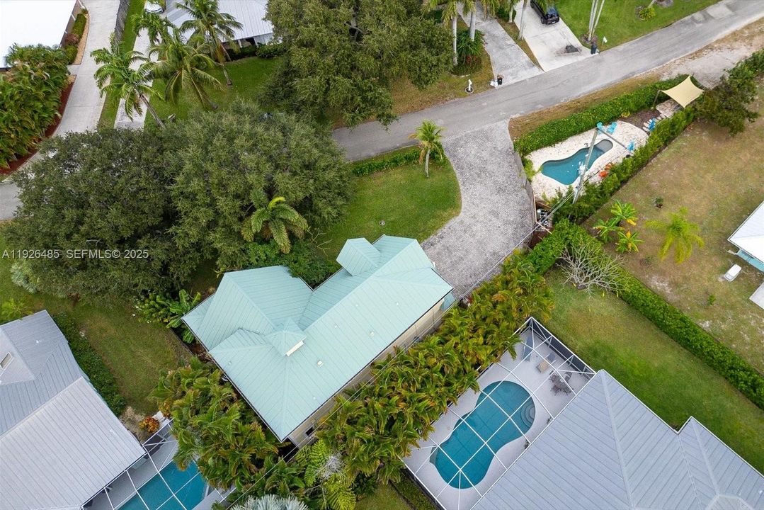 待售: $1,250,000 (6 贝兹, 4 浴室, 3261 平方英尺)