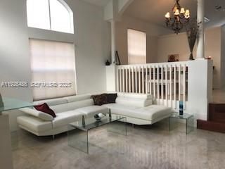 出租: $3,995 (4 贝兹, 3 浴室, 2740 平方英尺)