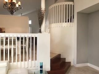 出租: $3,995 (4 贝兹, 3 浴室, 2740 平方英尺)