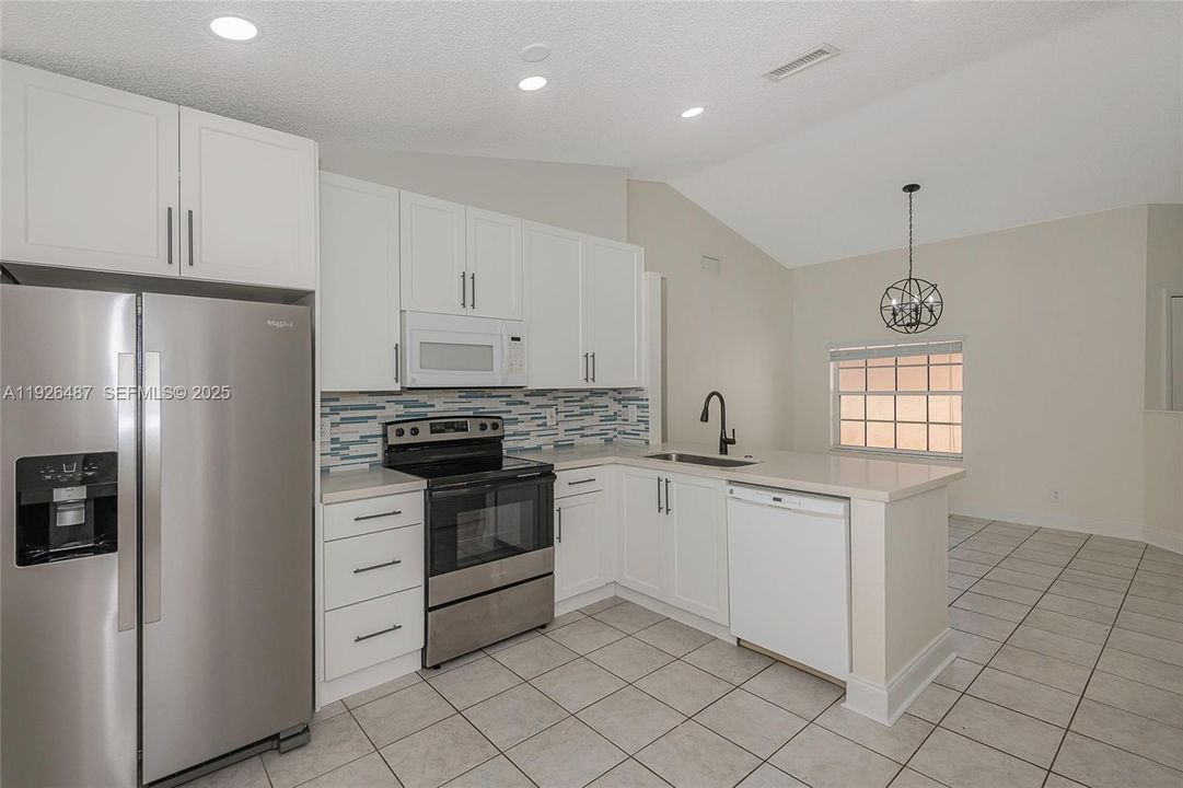 En Venta: $497,995 (3 camas, 2 baños, 1356 Pies cuadrados)