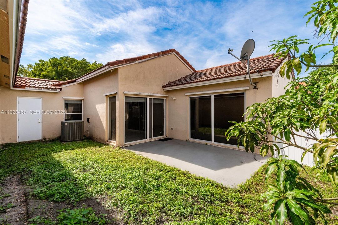 En Venta: $497,995 (3 camas, 2 baños, 1356 Pies cuadrados)