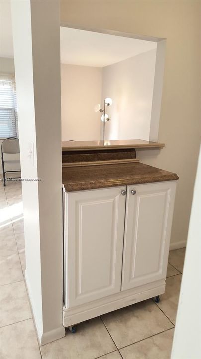 В аренду: $1,400 (1 спален, 1 ванн, 646 Квадратных фут)