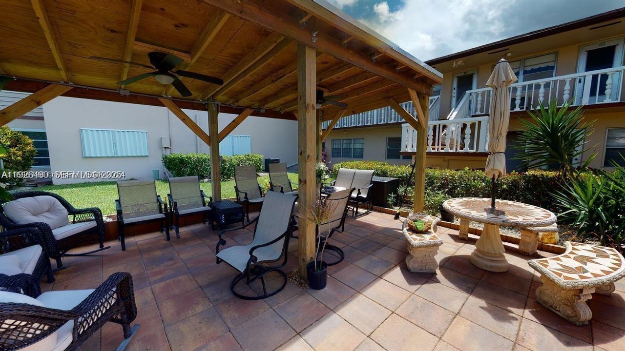 В аренду: $1,400 (1 спален, 1 ванн, 646 Квадратных фут)