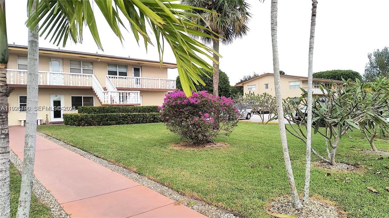 В аренду: $1,400 (1 спален, 1 ванн, 646 Квадратных фут)