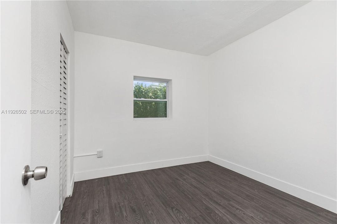 En Venta: $580,000 (4 camas, 2 baños, 1478 Pies cuadrados)