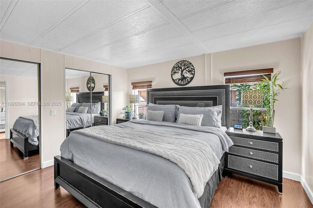 En Venta: $289,000 (3 camas, 2 baños, 1106 Pies cuadrados)