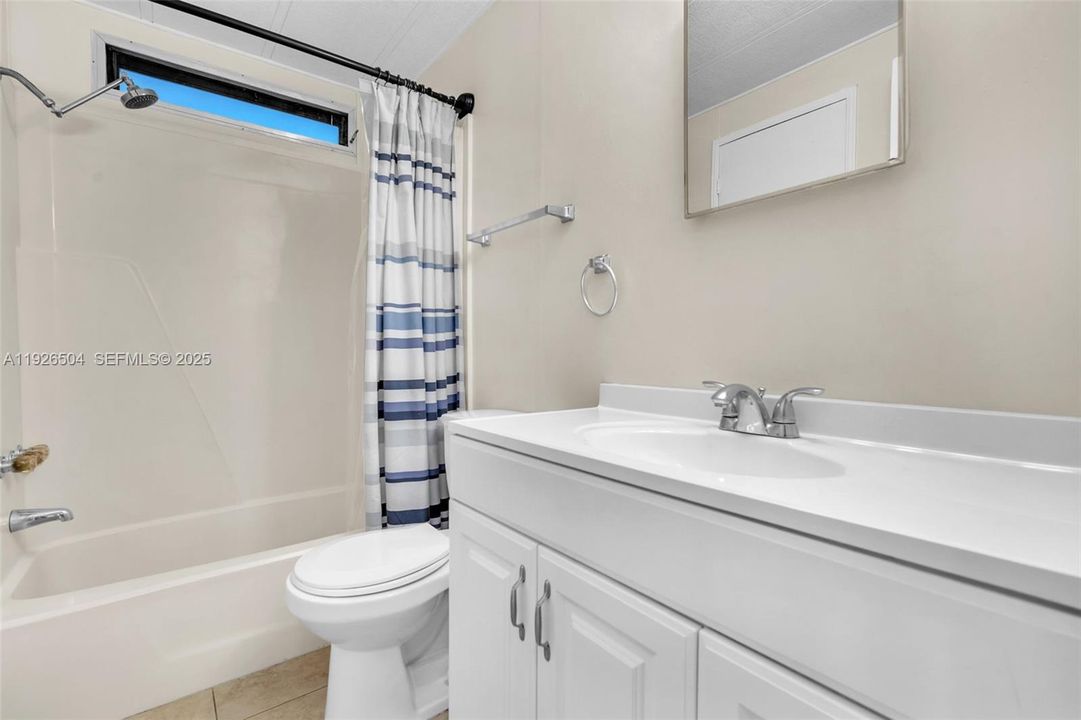 En Venta: $289,000 (3 camas, 2 baños, 1106 Pies cuadrados)