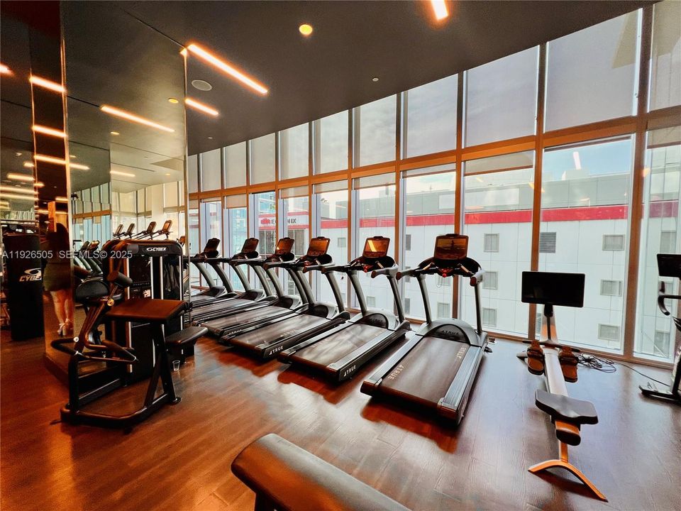 В аренду: $6,750 (2 спален, 3 ванн, 1630 Квадратных фут)