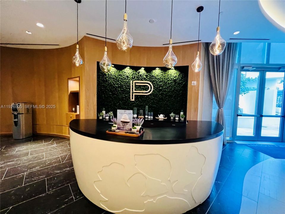 В аренду: $6,750 (2 спален, 3 ванн, 1630 Квадратных фут)