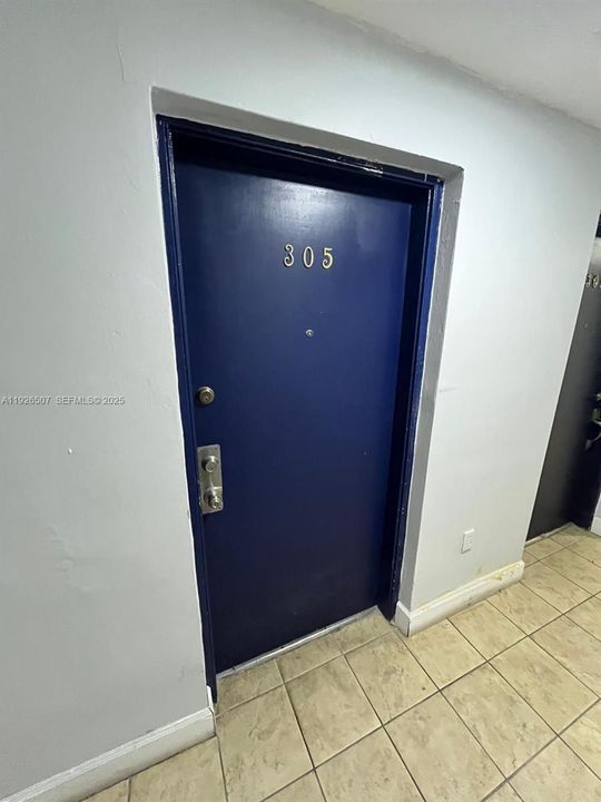 В аренду: $1,700 (1 спален, 1 ванн, 550 Квадратных фут)