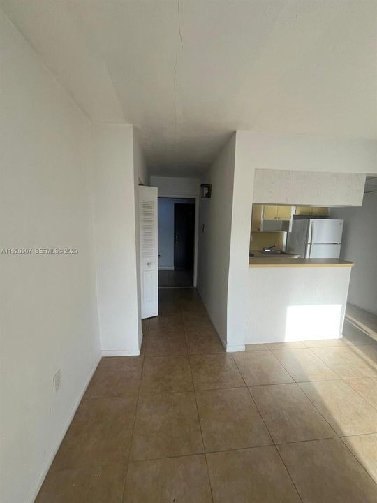 В аренду: $1,700 (1 спален, 1 ванн, 550 Квадратных фут)