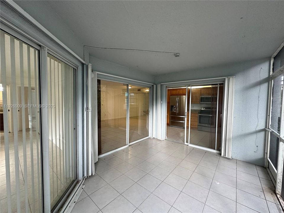 出租: $2,200 (3 贝兹, 2 浴室, 1220 平方英尺)