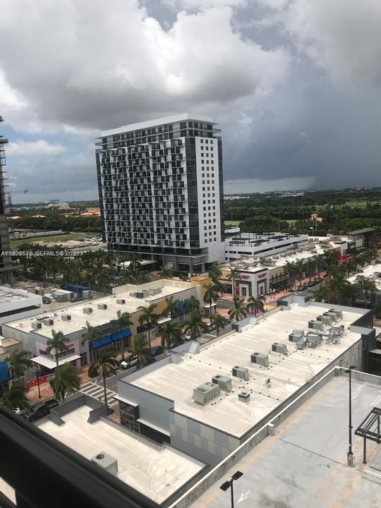 В аренду: $1,850 (1 спален, 1 ванн, 1016 Квадратных фут)