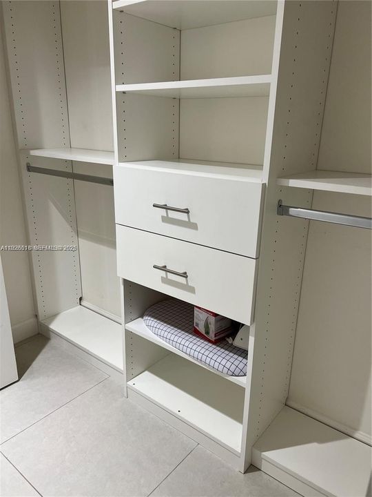 В аренду: $1,850 (1 спален, 1 ванн, 1016 Квадратных фут)