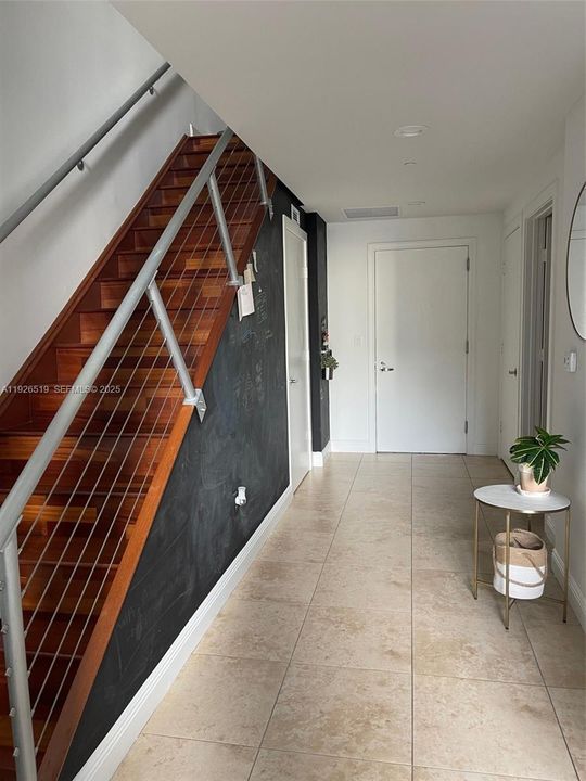 En Venta: $485,000 (1 camas, 2 baños, 1000 Pies cuadrados)