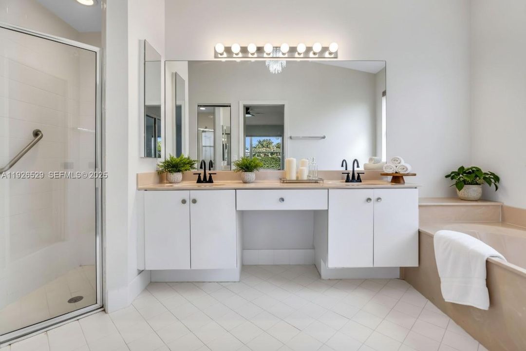 For Sale: $678,000 (3 beds, 2 baths, 1927 Square Feet)