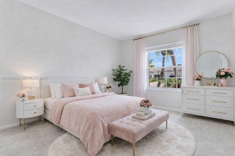 For Sale: $678,000 (3 beds, 2 baths, 1927 Square Feet)