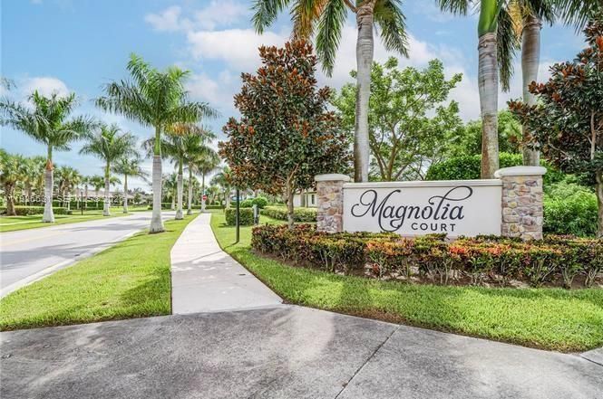 For Sale: $395,000 (4 beds, 2 baths, 1850 Square Feet)