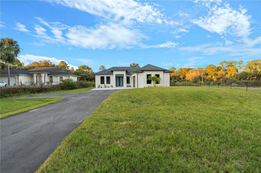 En Venta: $515,000 (3 camas, 2 baños, 1519 Pies cuadrados)