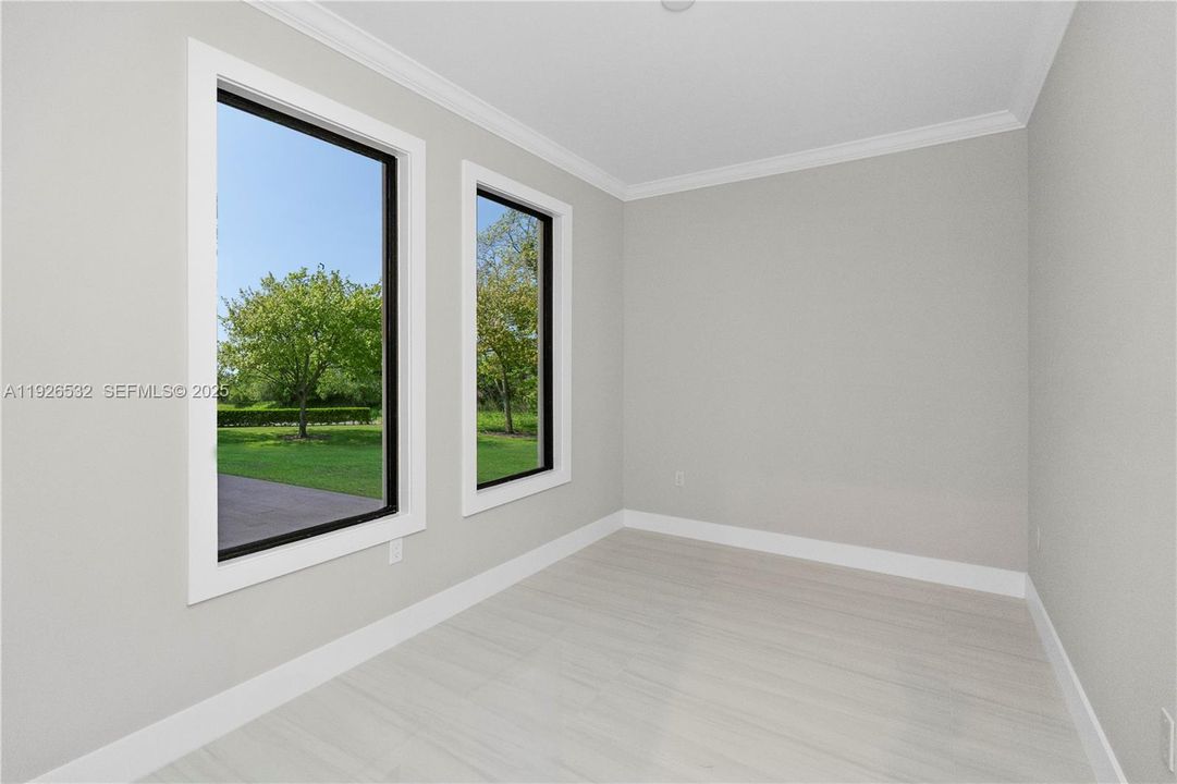 En Venta: $515,000 (3 camas, 2 baños, 1519 Pies cuadrados)