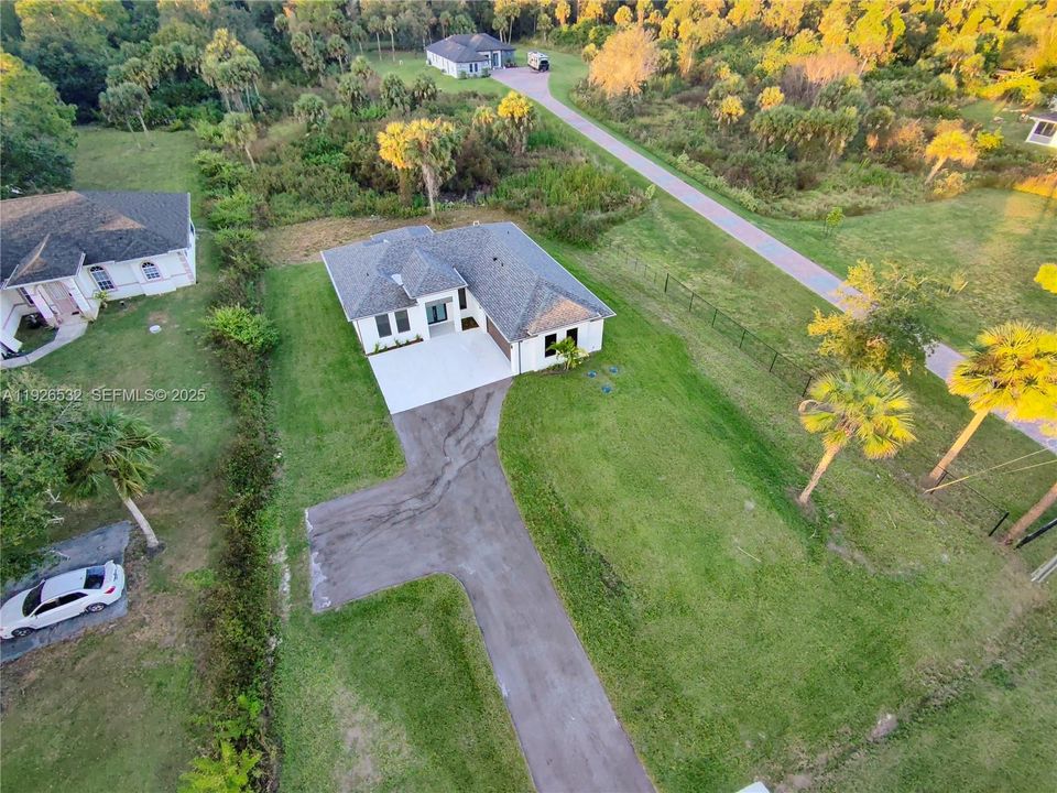 En Venta: $515,000 (3 camas, 2 baños, 1519 Pies cuadrados)