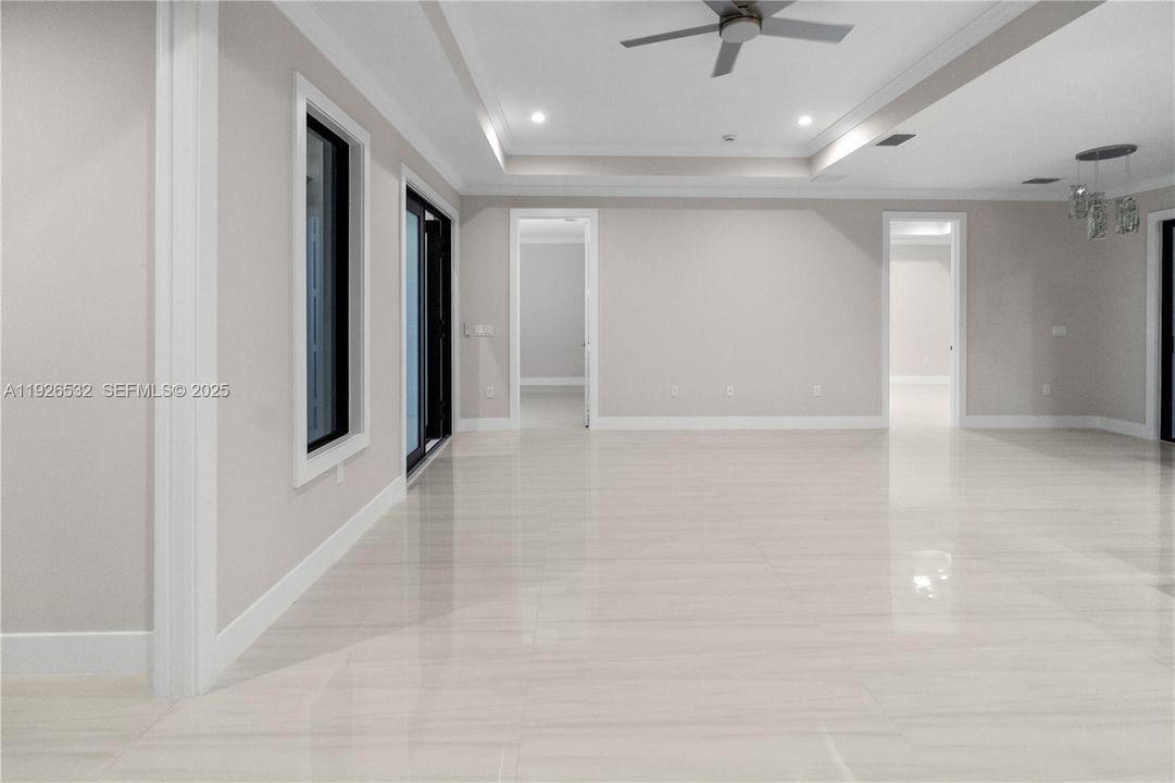 En Venta: $515,000 (3 camas, 2 baños, 1519 Pies cuadrados)