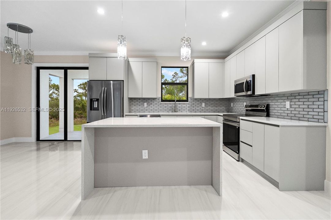 En Venta: $515,000 (3 camas, 2 baños, 1519 Pies cuadrados)