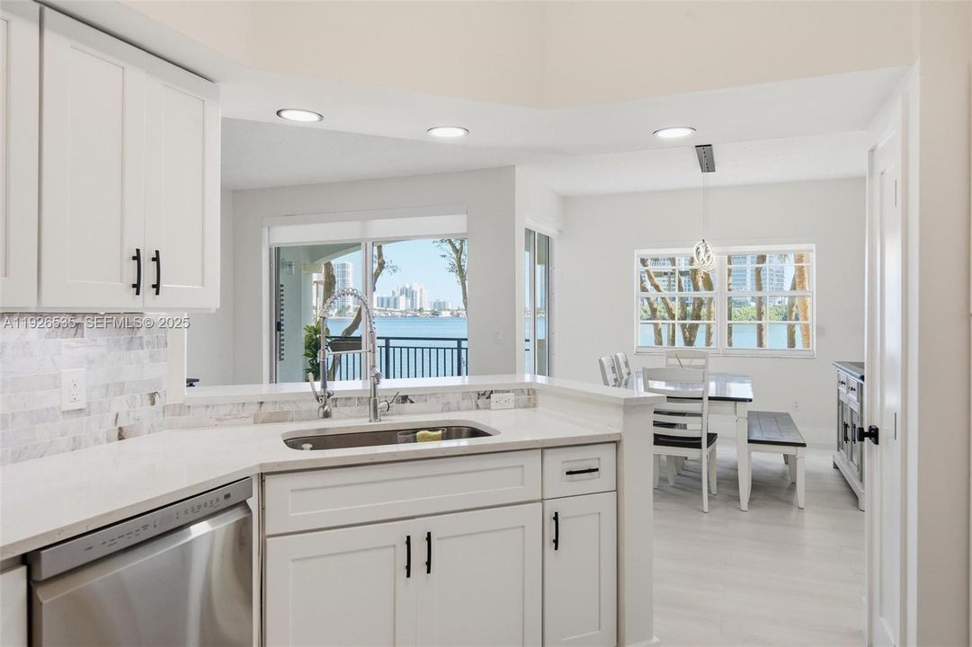 For Rent: $4,250 (3 beds, 2 baths, 1320 Square Feet)