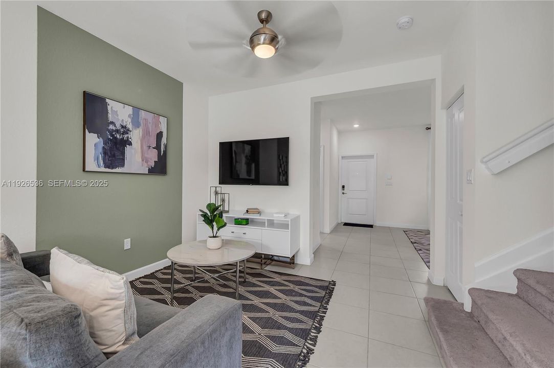 На продажу: $450,000 (3 спален, 2 ванн, 1483 Квадратных фут)