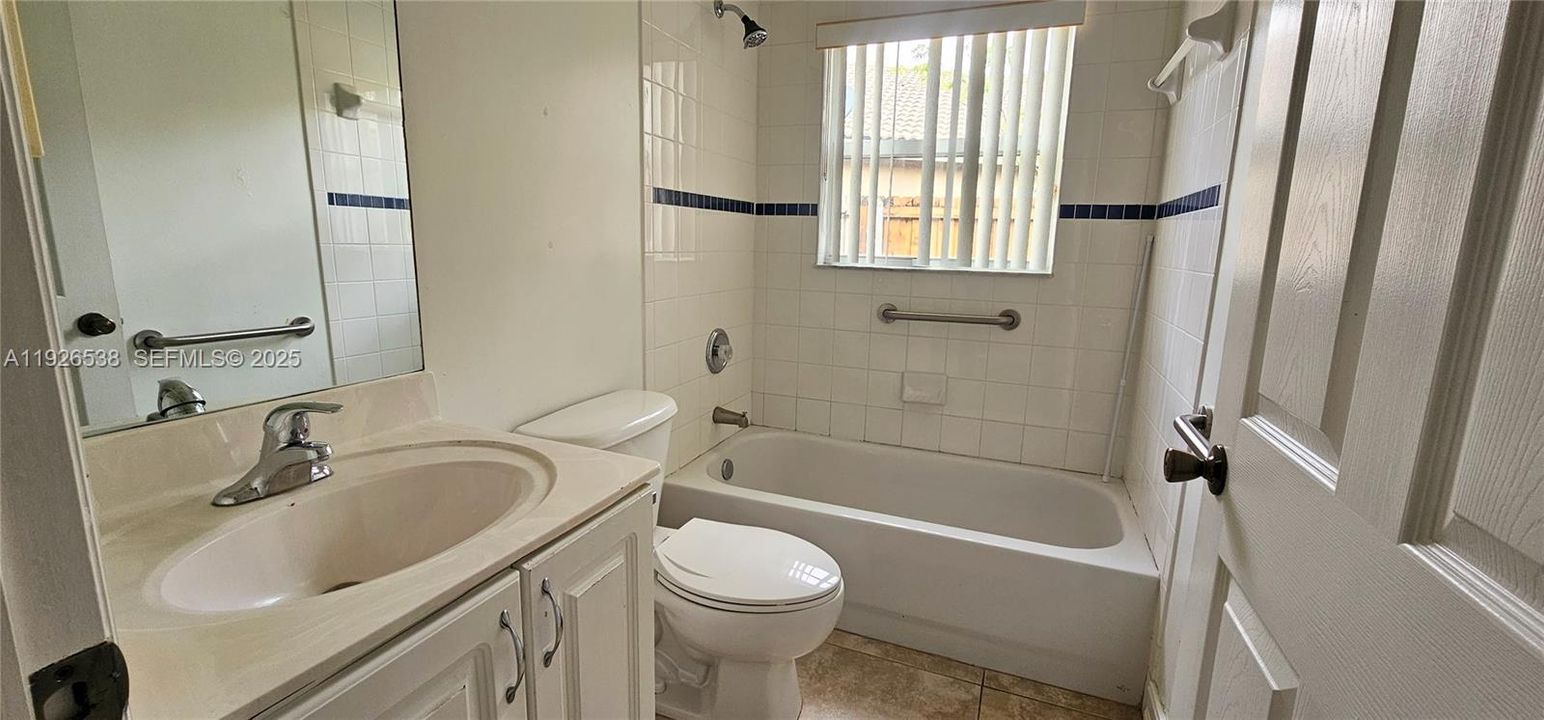 For Rent: $2,700 (3 beds, 2 baths, 1494 Square Feet)